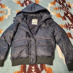 Abercrombie & Fitch, Small, Black